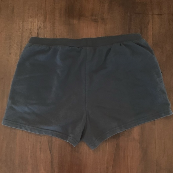 Snoopy & Woodstock Shorts 🌼 - Picture 3 of 4